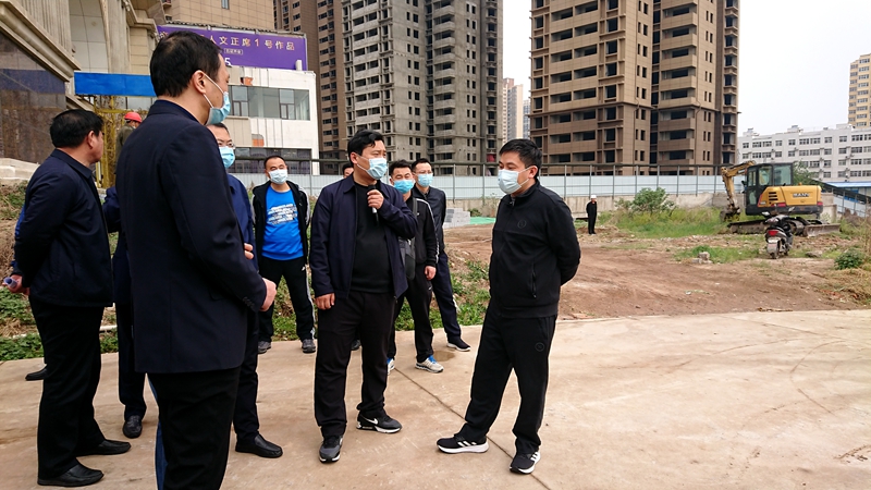 柳波陈斌带队检查疫情防控和环境保护工作