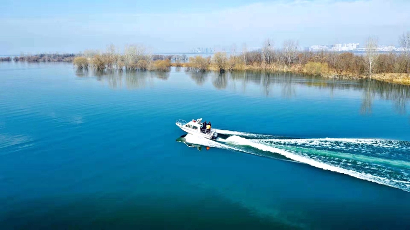 湛河区白龟湖事务中心开展危险水域排查整治行动1.jpg
