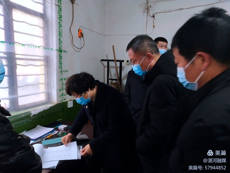 区委副书记、区长陈斌调研疫情防控工作2.jpg