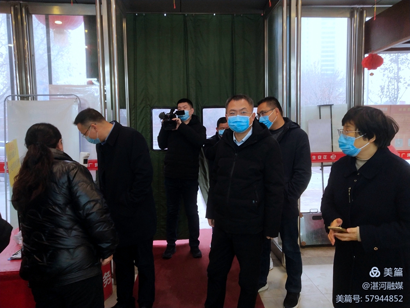 区委副书记、区长陈斌调研疫情防控工作3.jpg