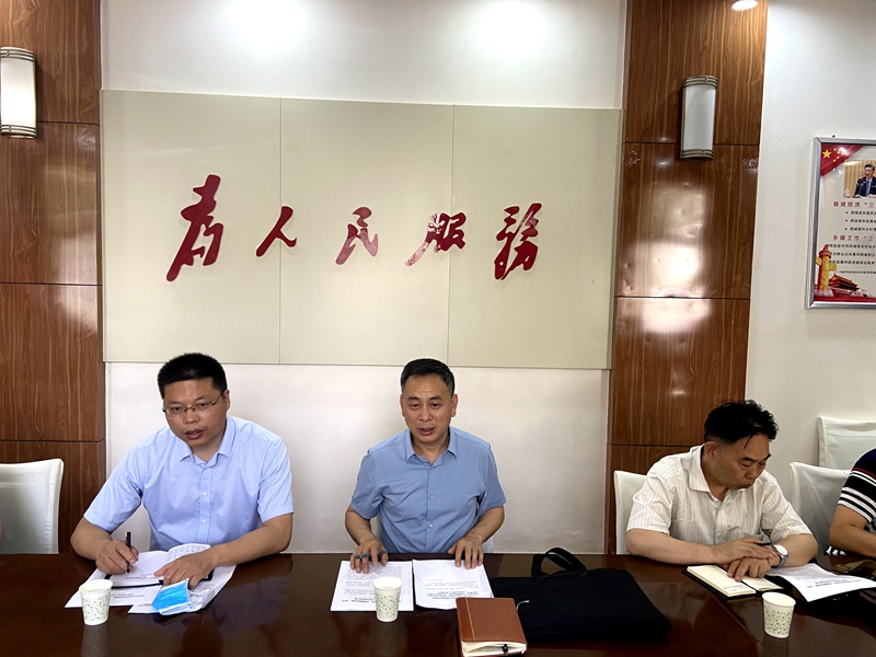 市房屋建筑安全隐患排查整治第六督导组到湛河区开展专题调研1.jpg