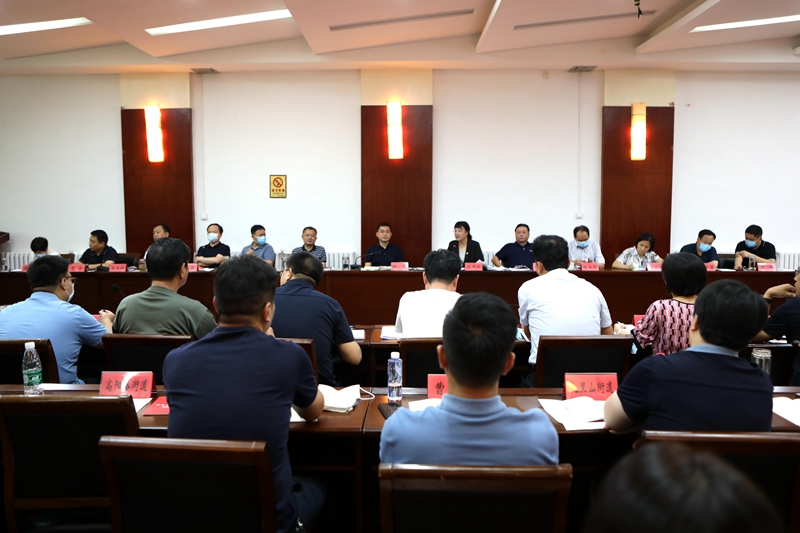湛河区召开区委理论学习中心组（扩大）会议暨信访专题培训会2.jpg