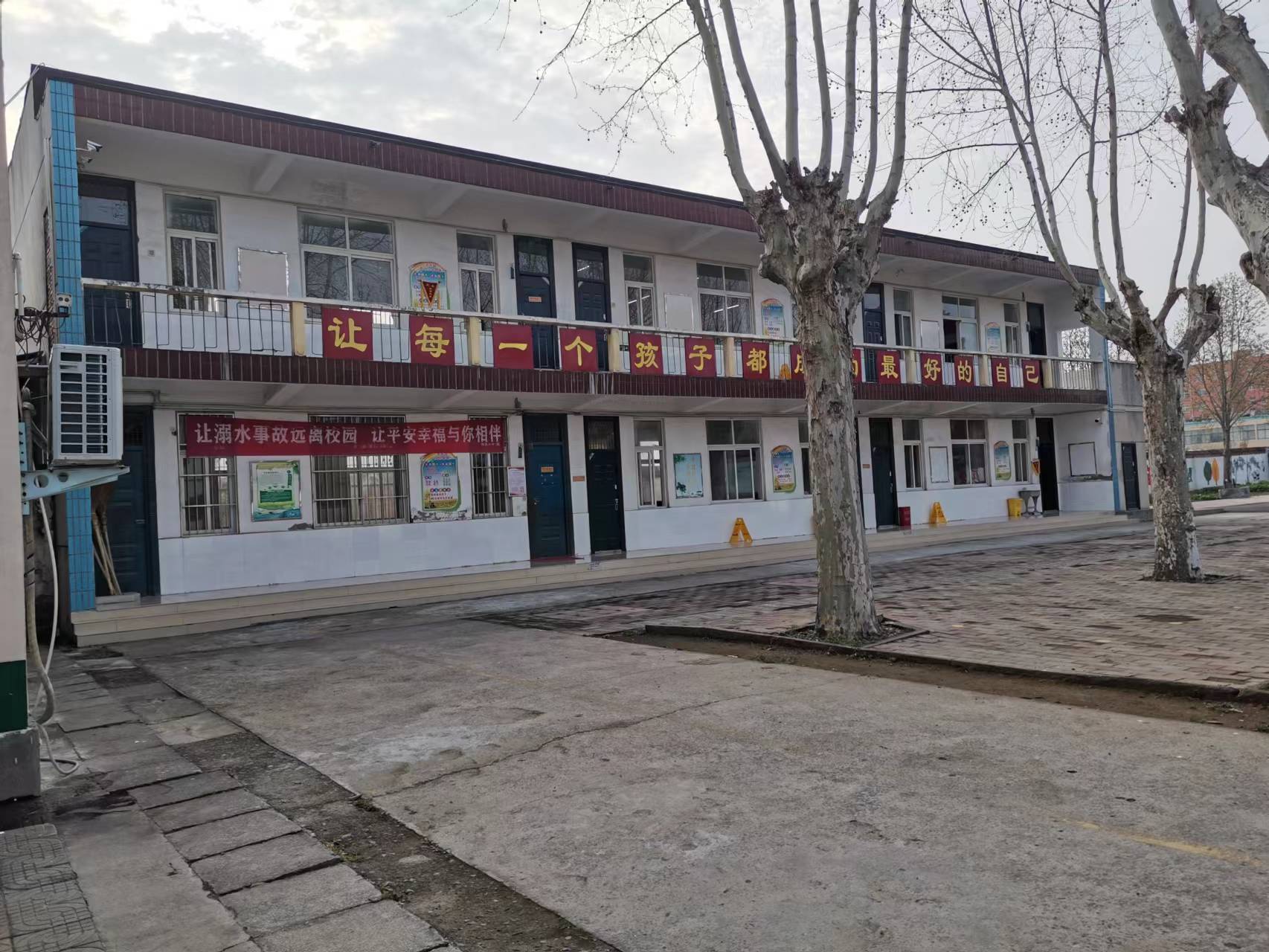 学校图2.jpg